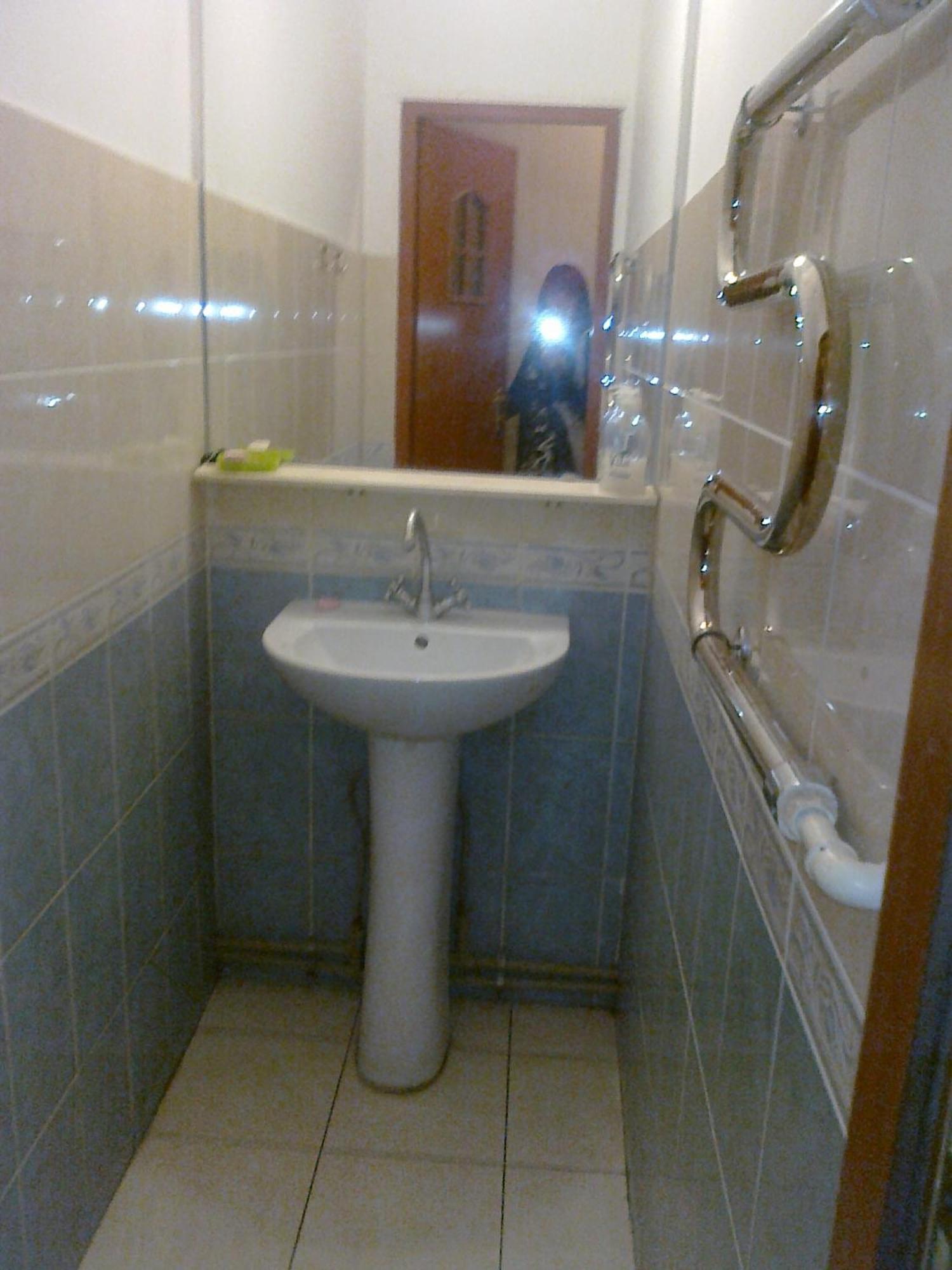 Yaroslav Hostel Kiev Exteriör bild
