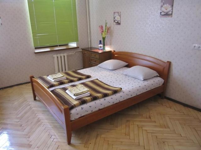 Yaroslav Hostel Kiev Exteriör bild